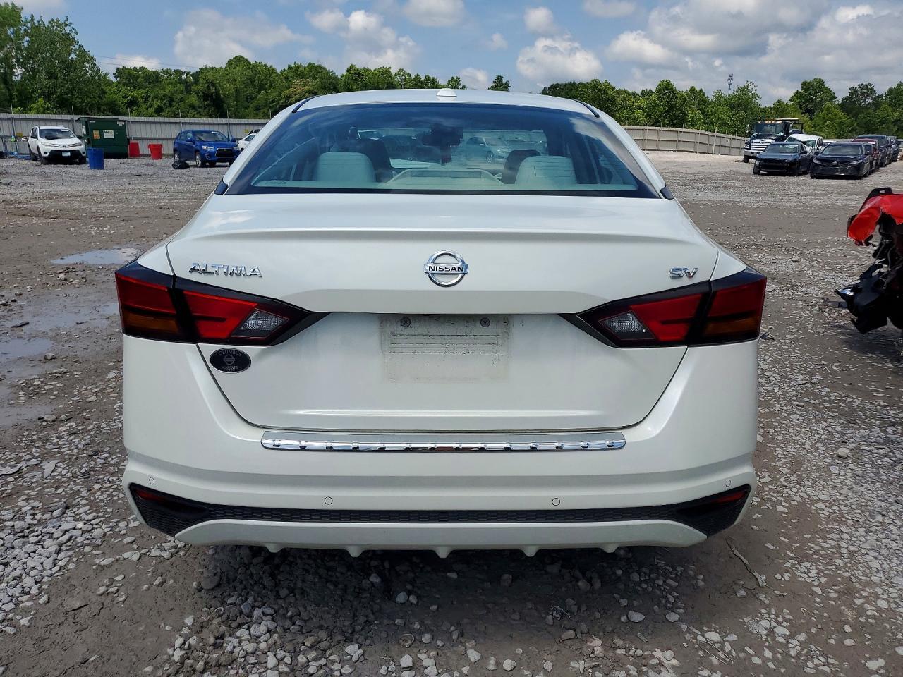 2022 NISSAN ALTIMA