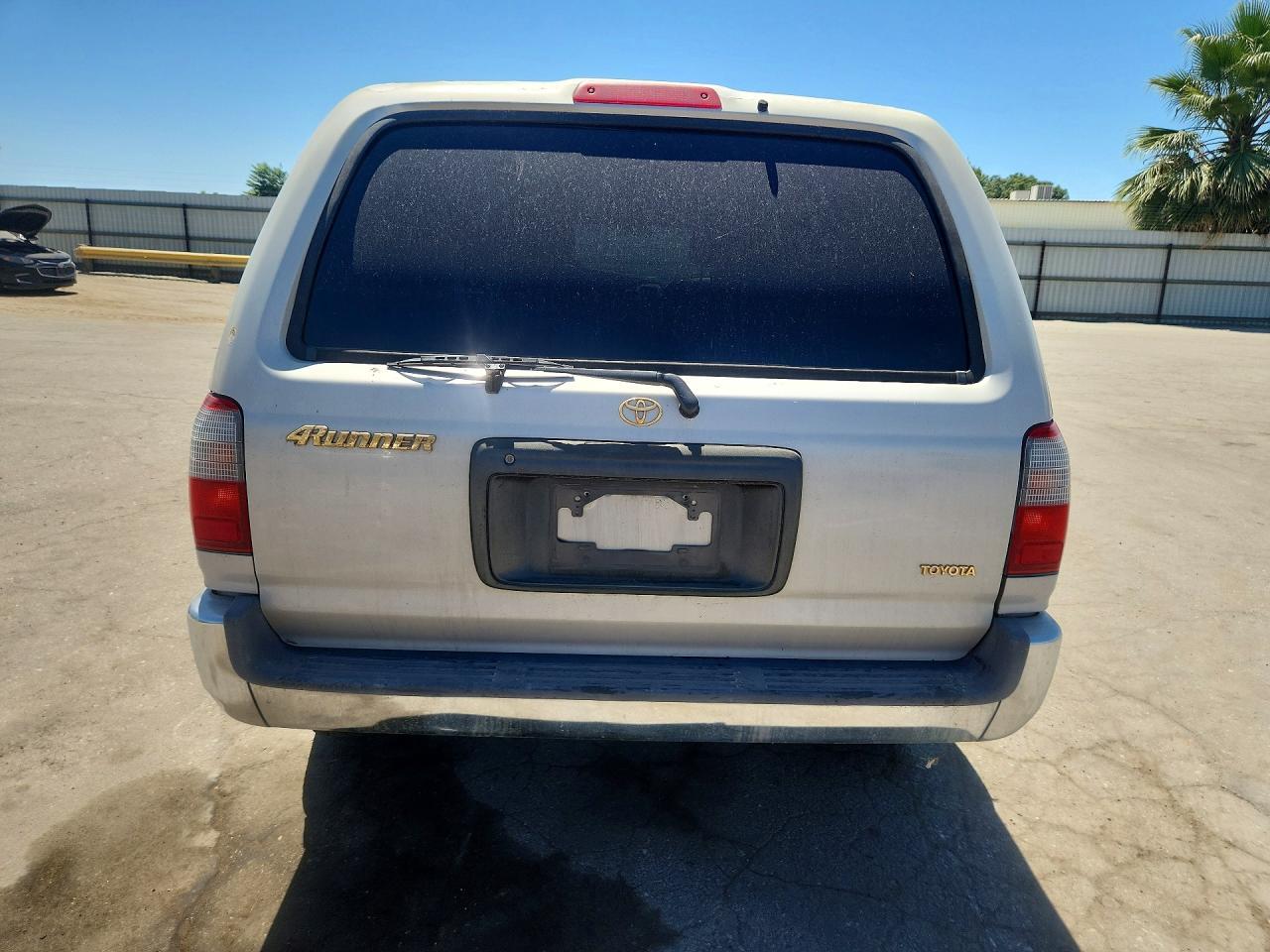 2000 TOYOTA 4Runner