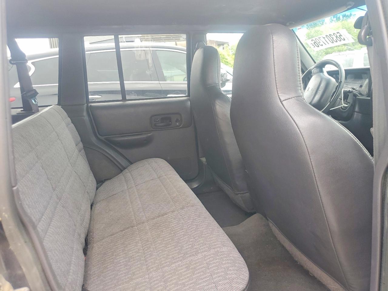 2001 JEEP CHEROKEE