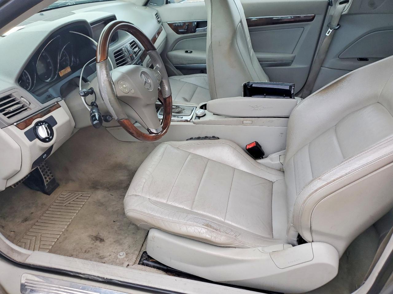 2010 MERCEDES-BENZ E-Class