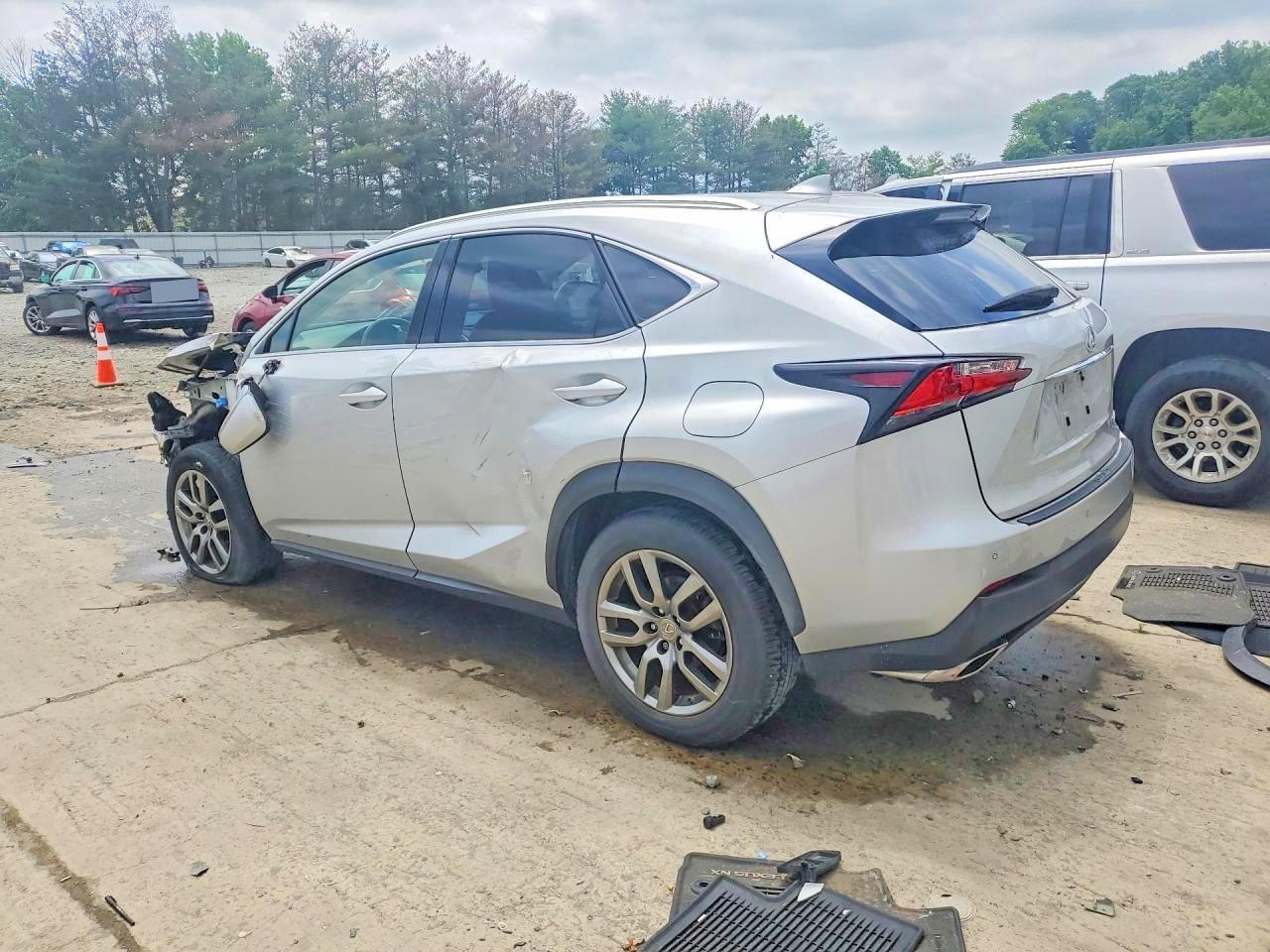2015 LEXUS NX 200T