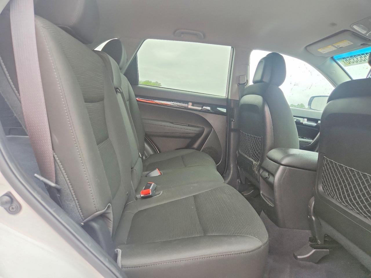 2015 KIA SORENTO
