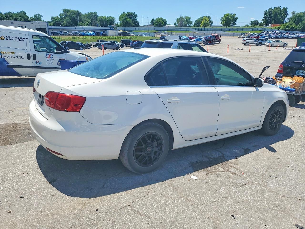 2014 VOLKSWAGEN JETTA