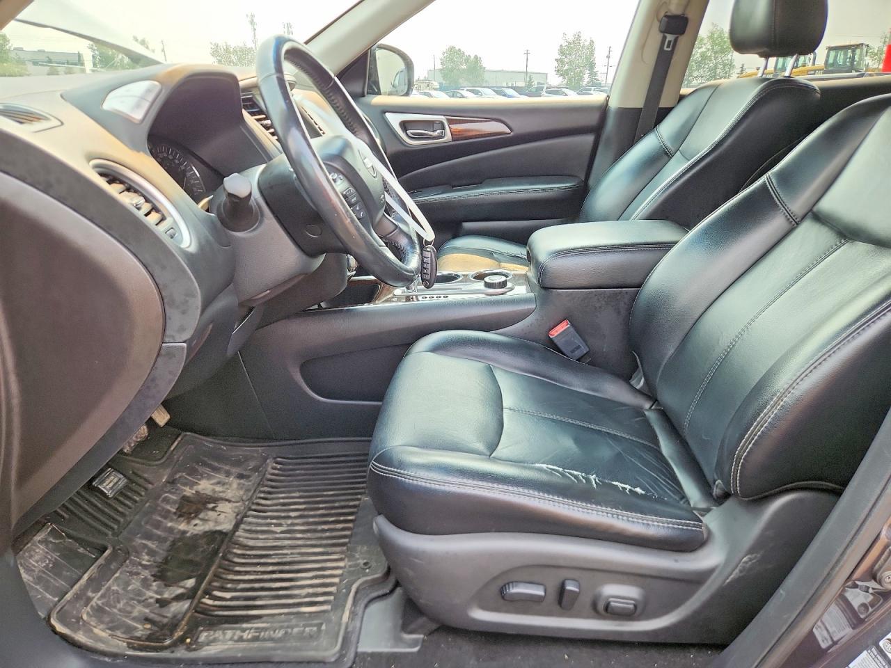 2014 NISSAN PATHFINDER