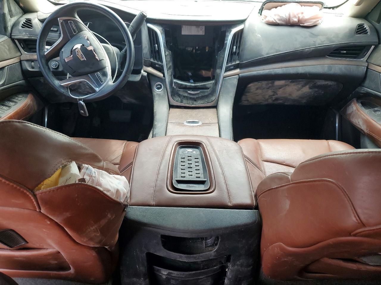 2016 CADILLAC Escalade ESV