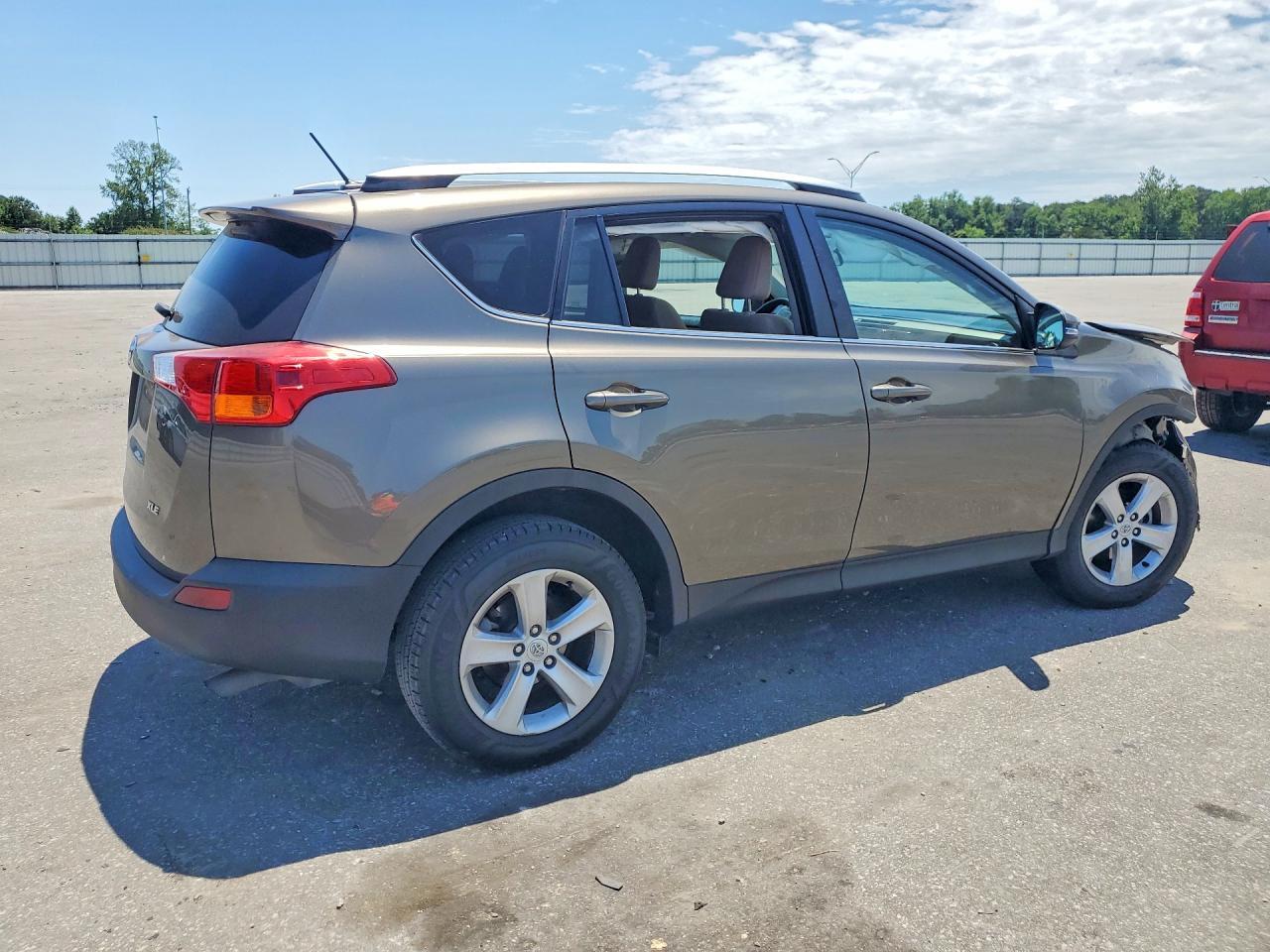 2014 TOYOTA RAV4