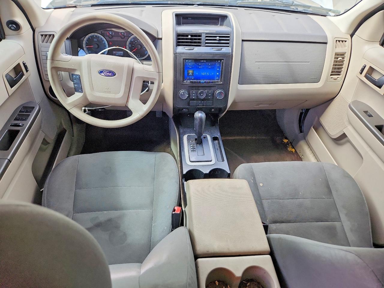 2010 FORD ESCAPE