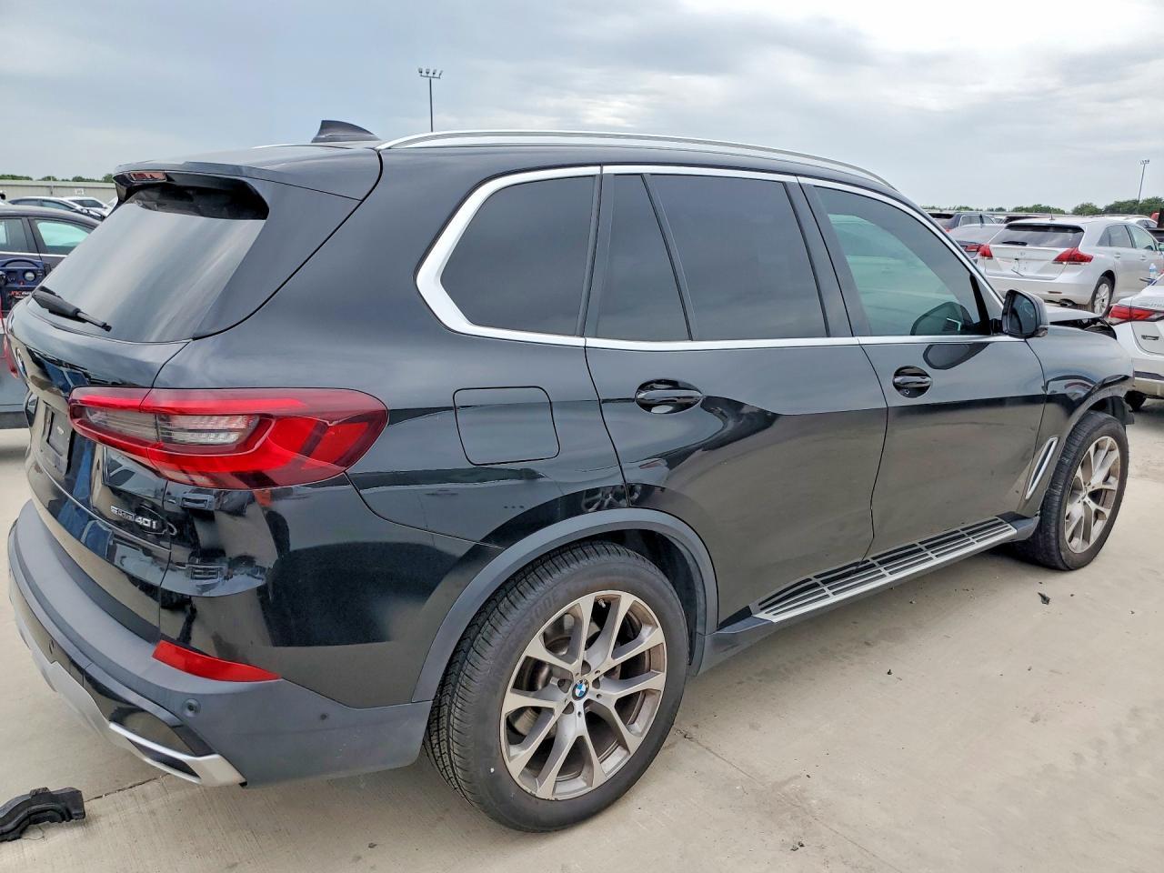 2022 BMW X5
