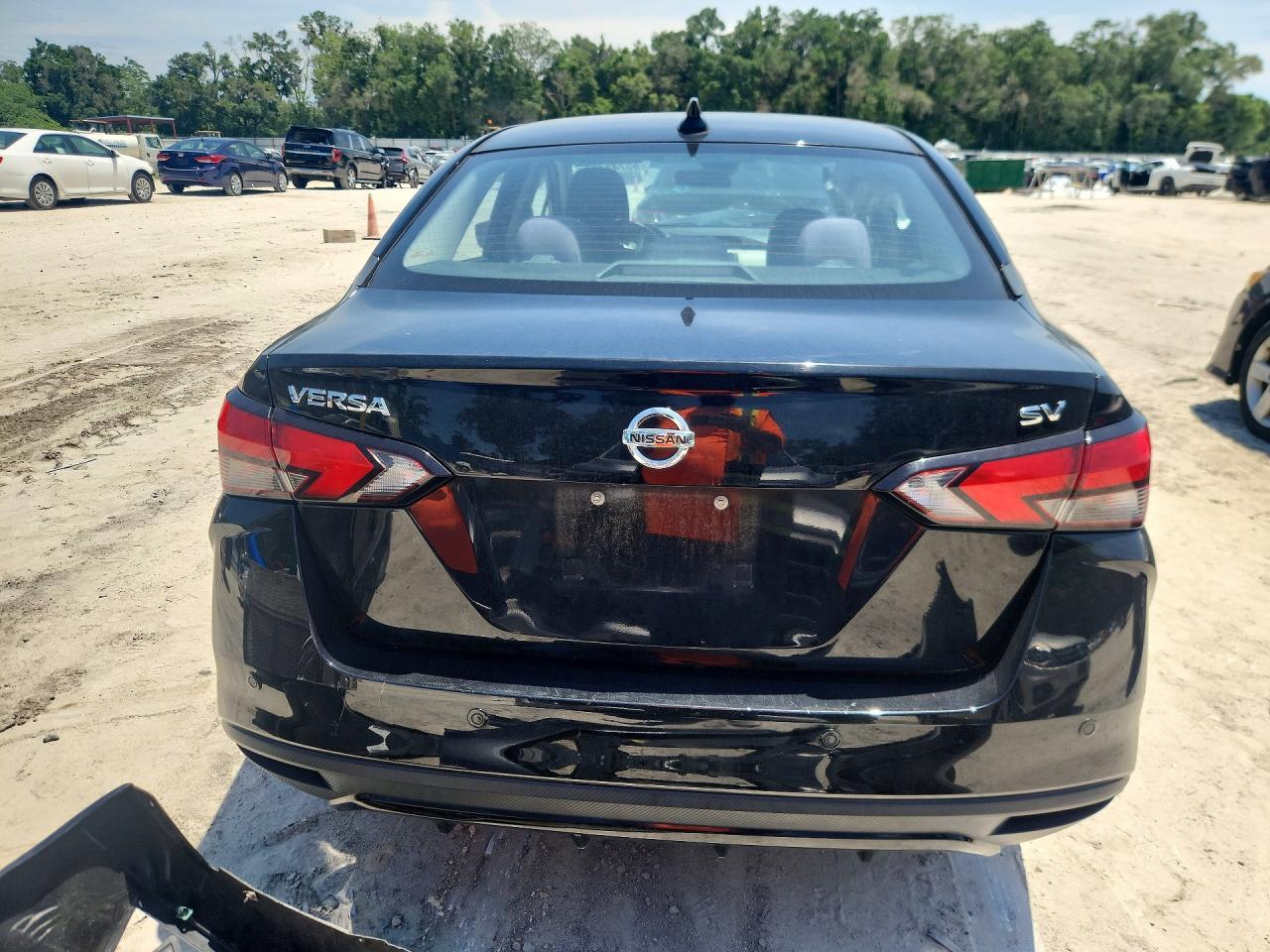 2021 NISSAN VERSA