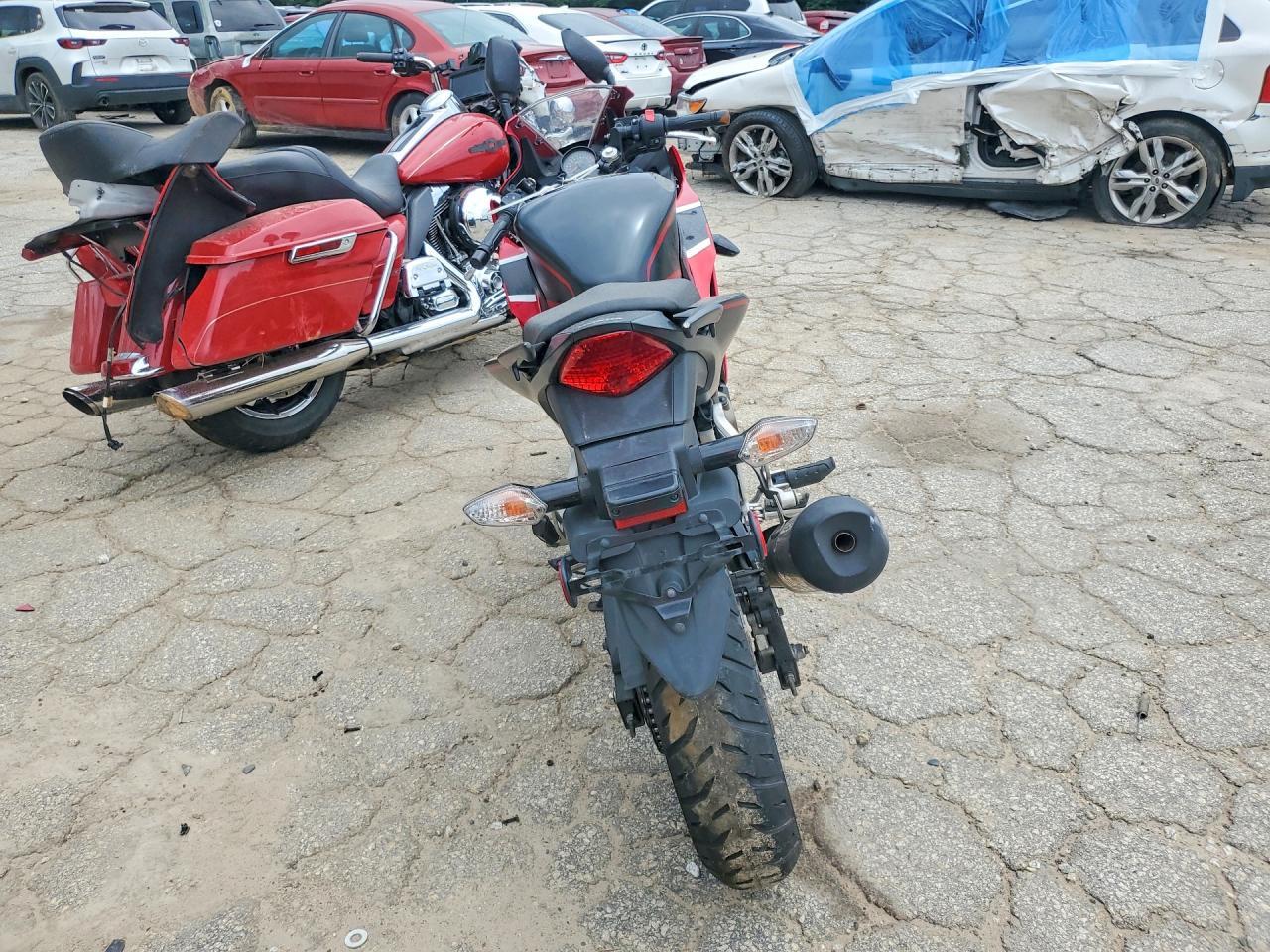 2020 HONDA CBR300