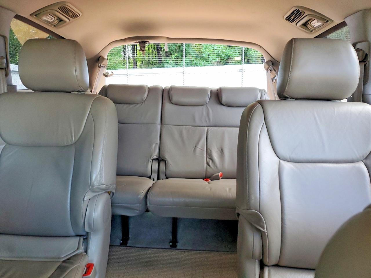 2004 TOYOTA SIENNA