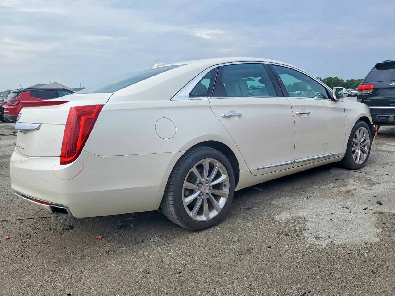 2013 CADILLAC XTS