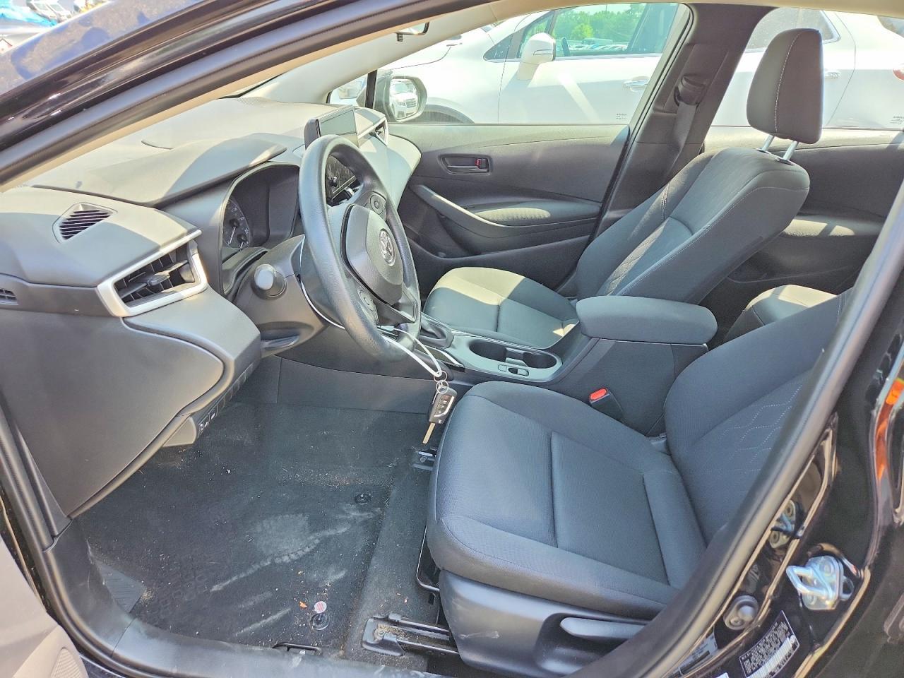 2025 TOYOTA COROLLA