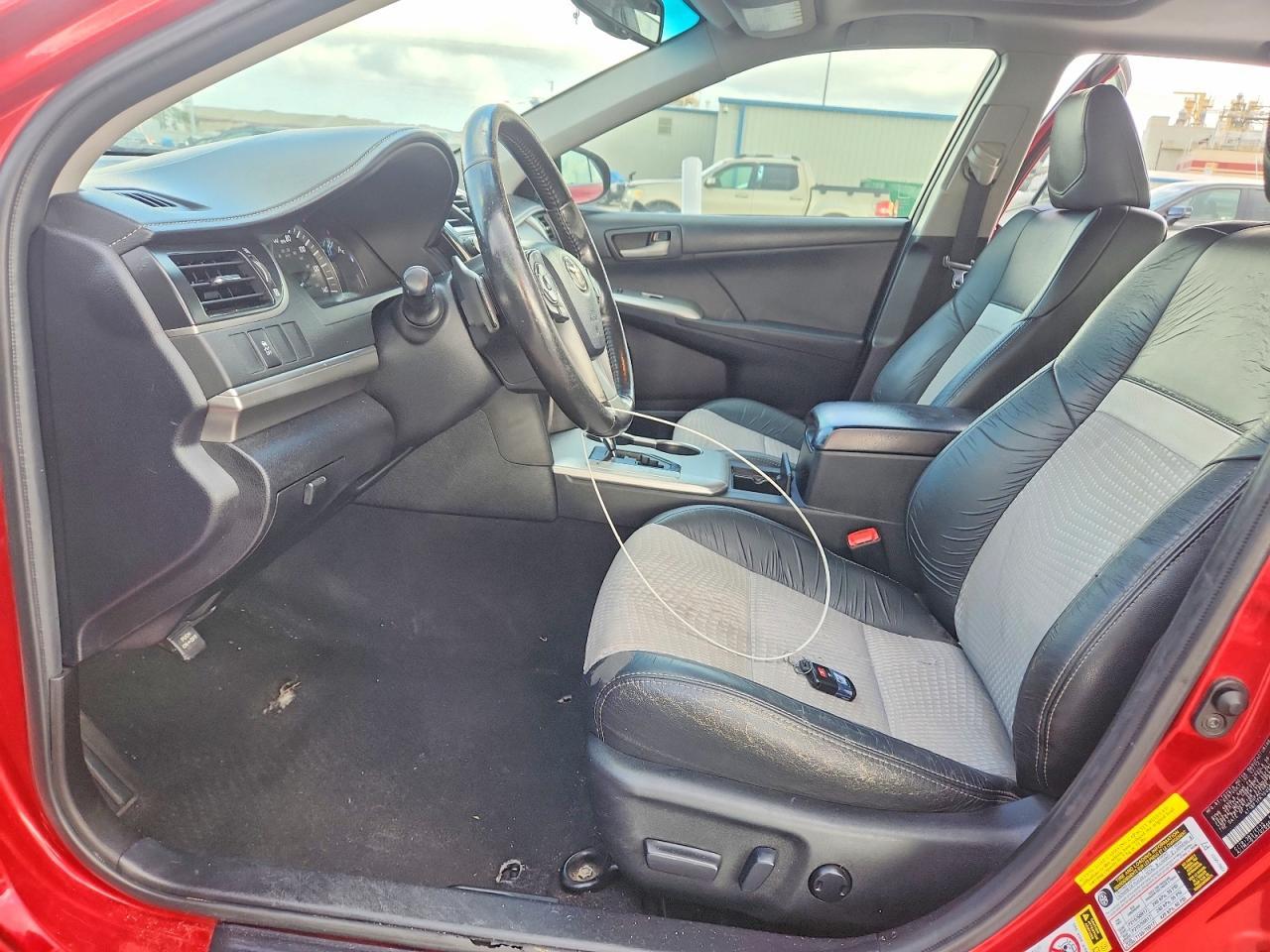 2012 TOYOTA CAMRY