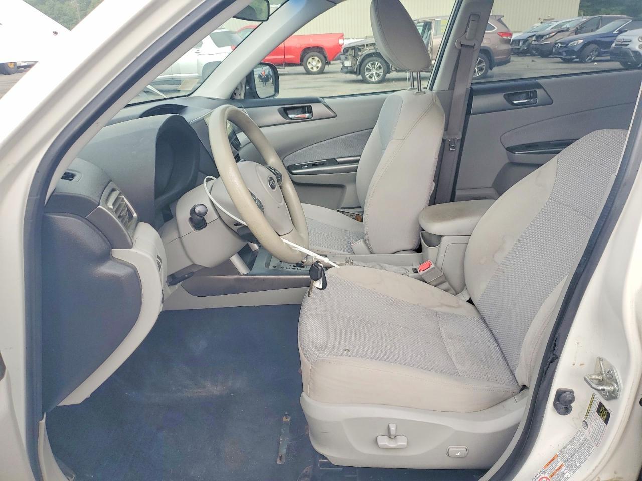 2011 SUBARU FORESTER