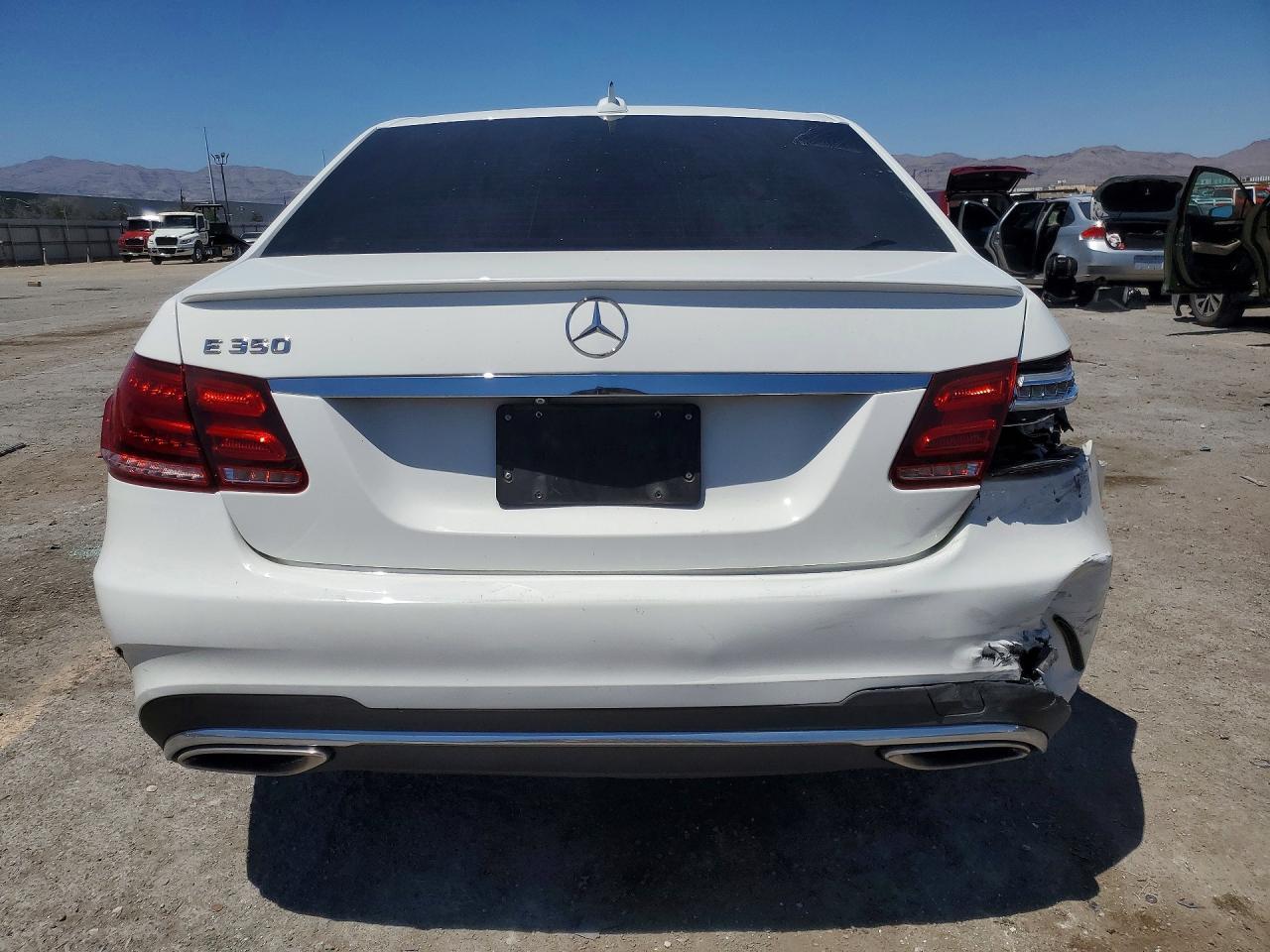 2016 MERCEDES-BENZ E-Class