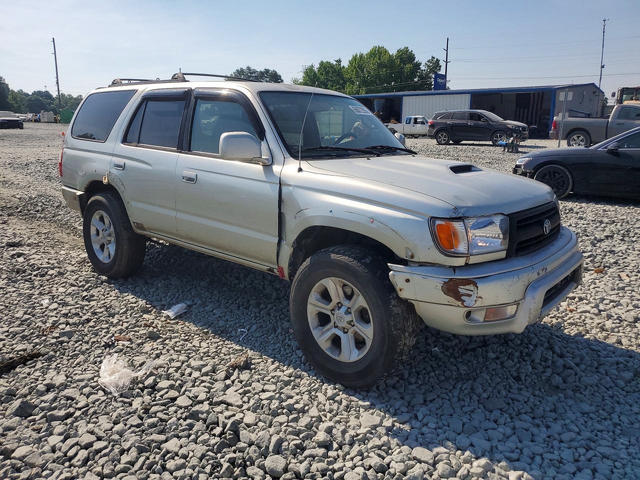 2000 TOYOTA 4Runner