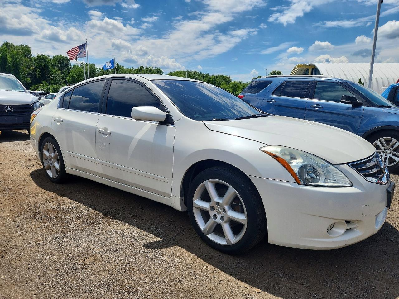 2011 NISSAN ALTIMA