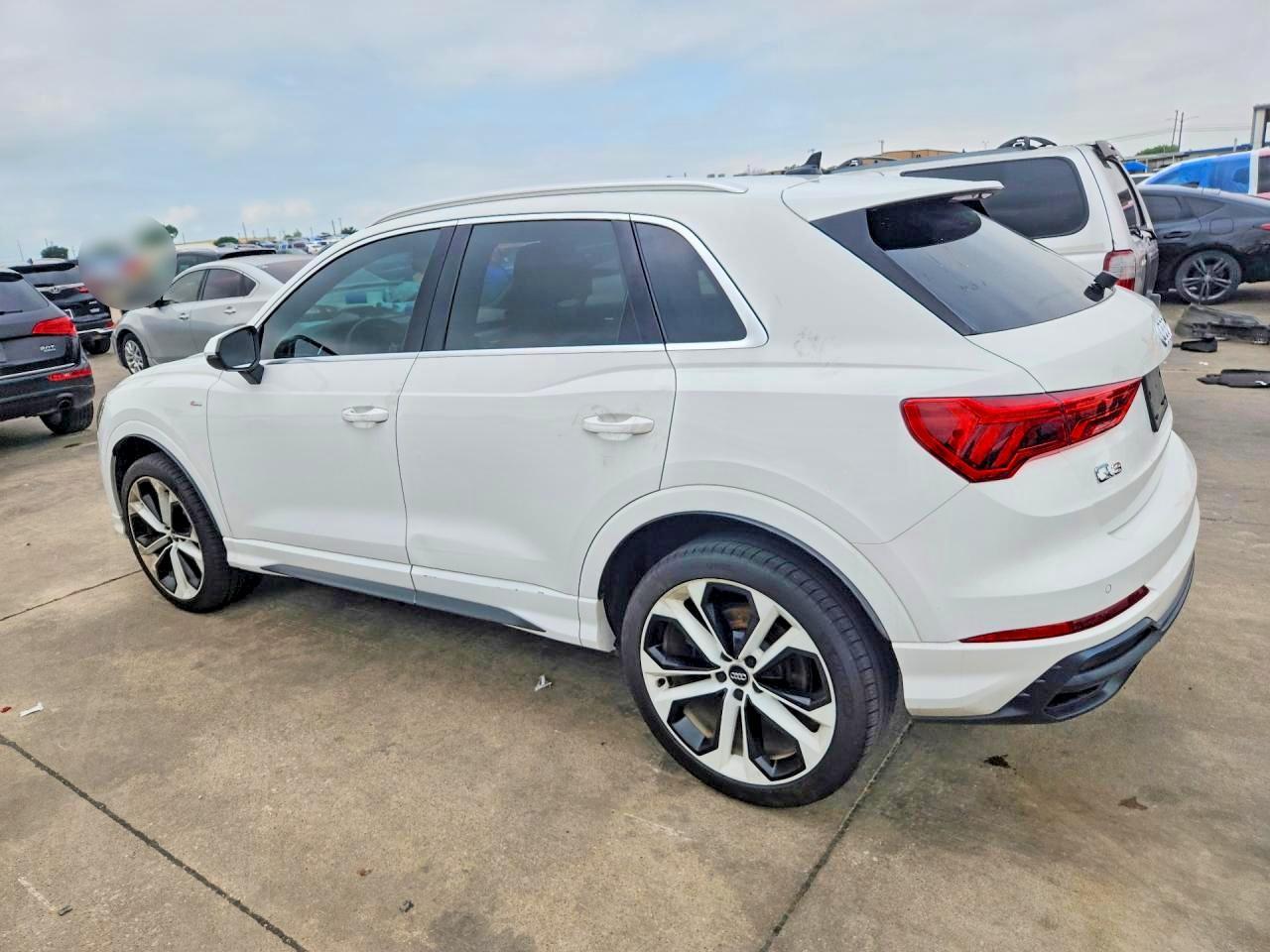 2020 AUDI Q3