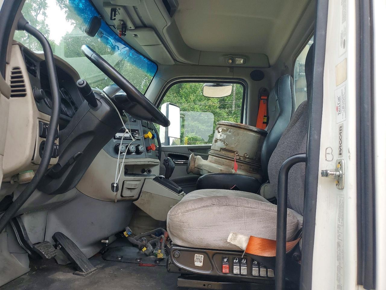 2018 PETERBILT 579