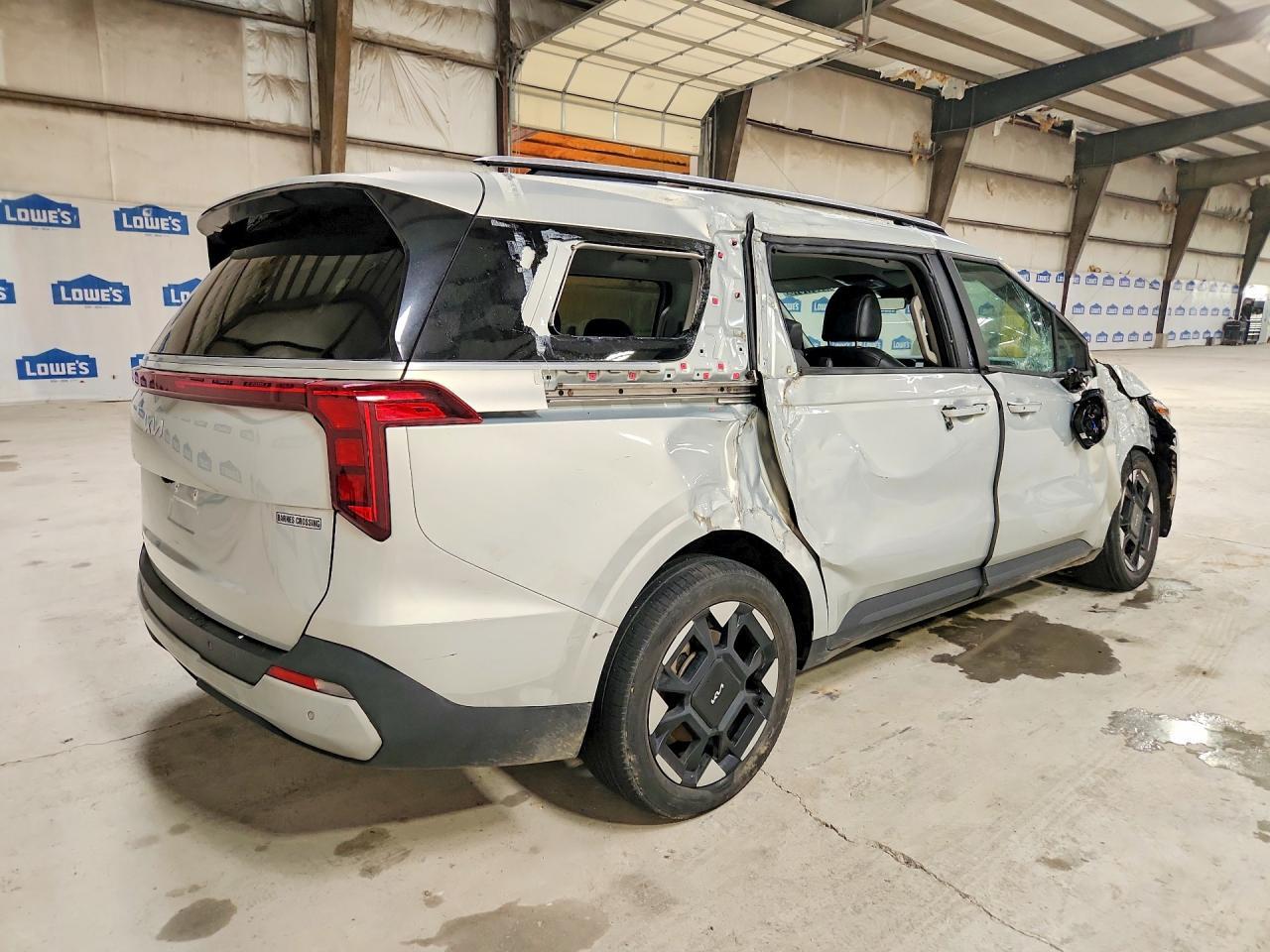 2025 KIA Carnival