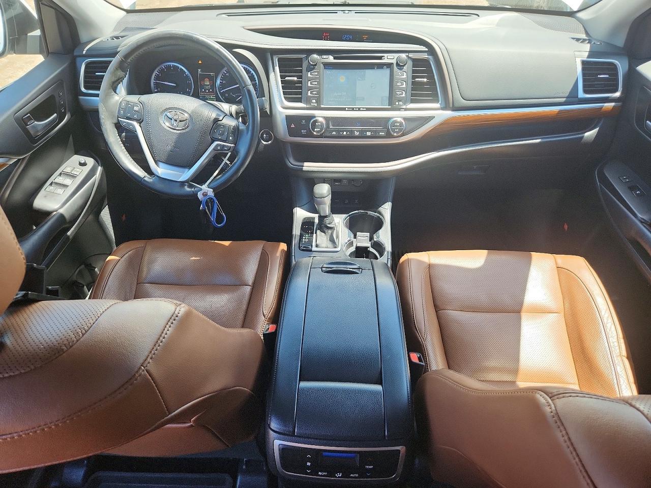 2018 TOYOTA HIGHLANDER