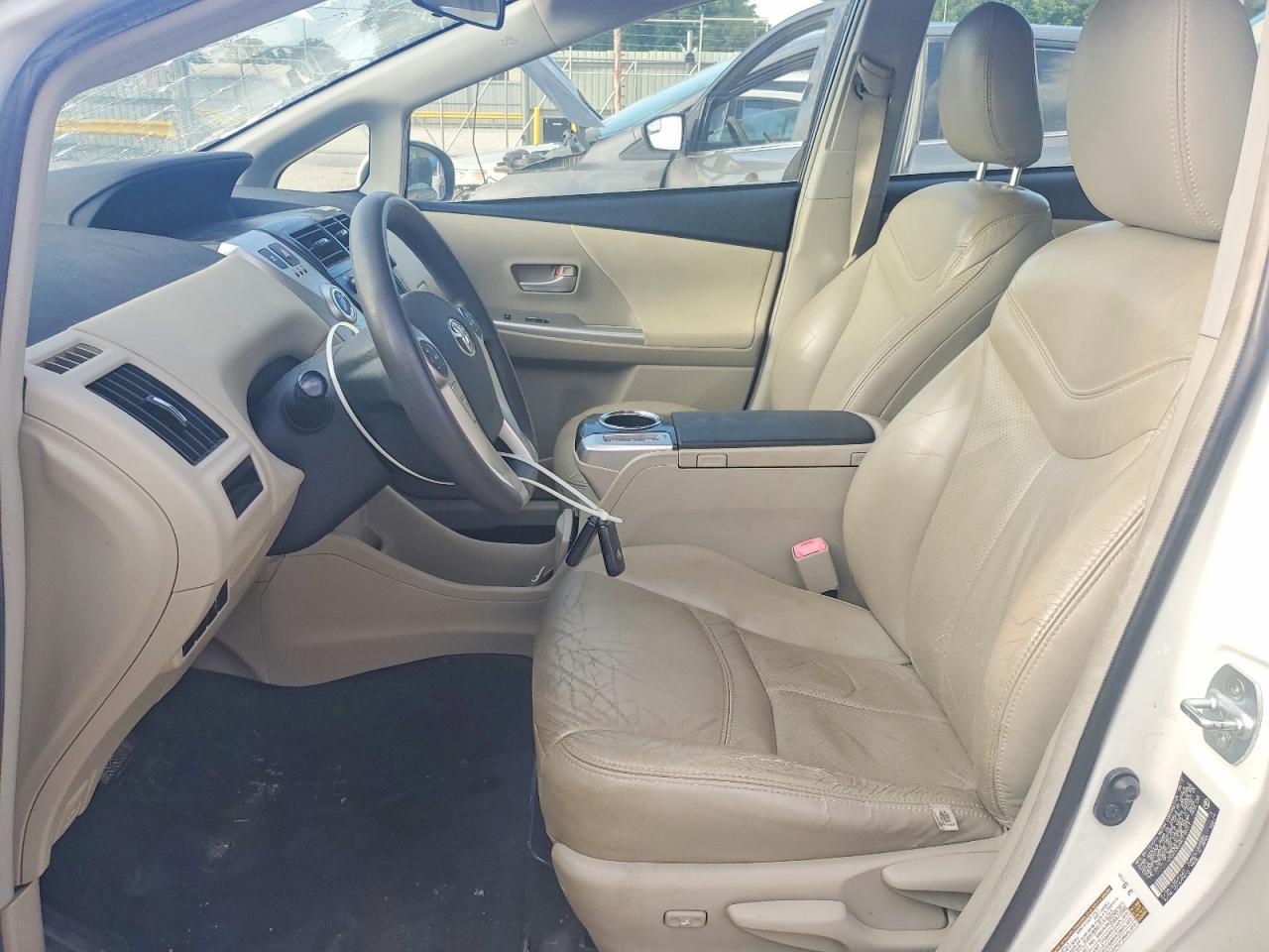 2012 TOYOTA PRIUS V
