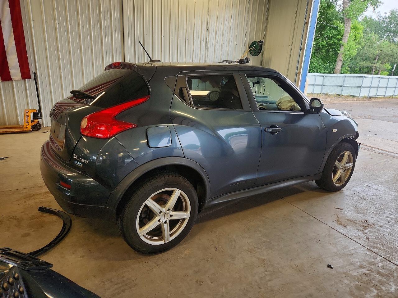 2013 NISSAN Juke
