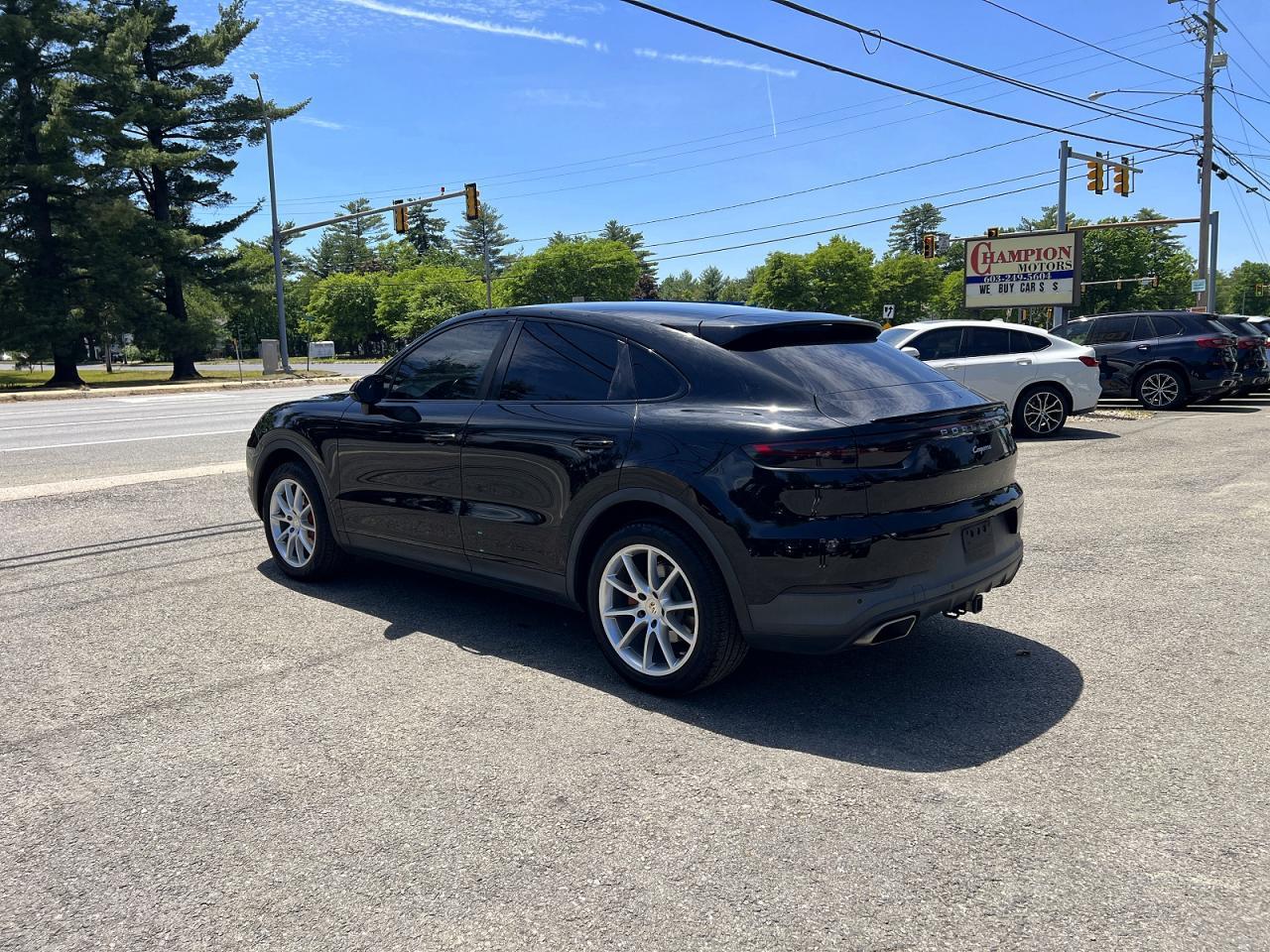 2020 PORSCHE CAYENNE