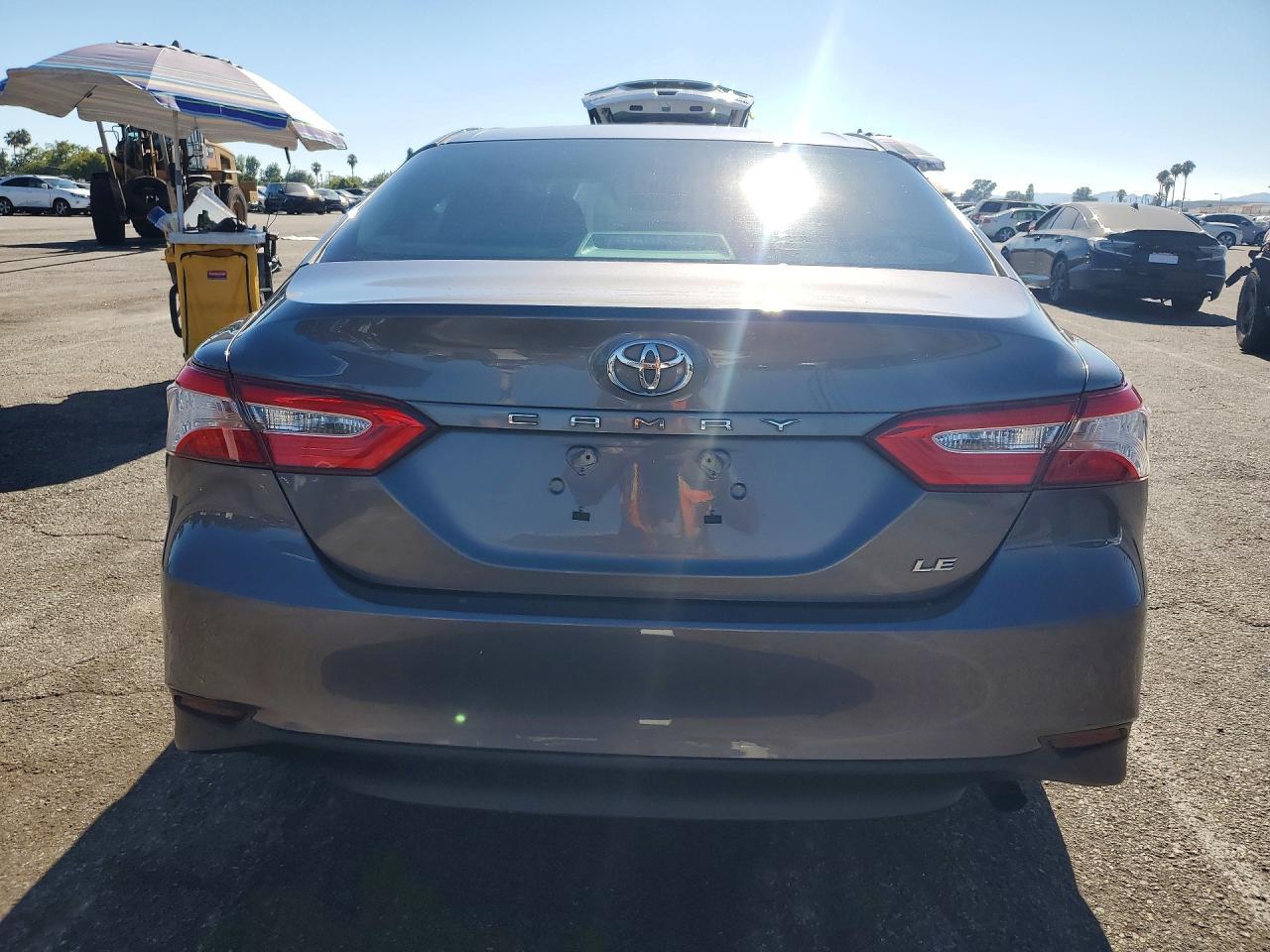 2018 TOYOTA CAMRY