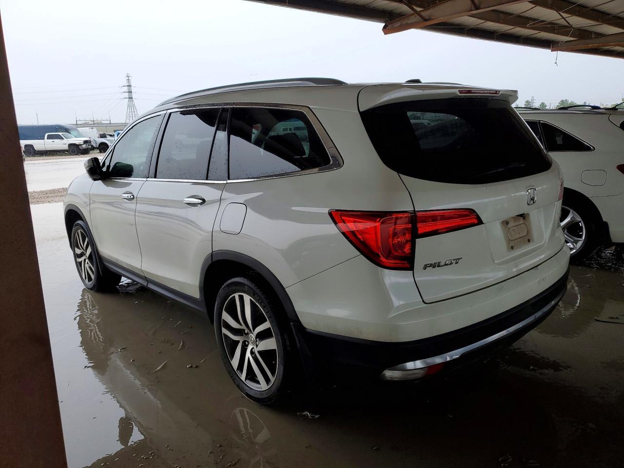 2016 HONDA PILOT