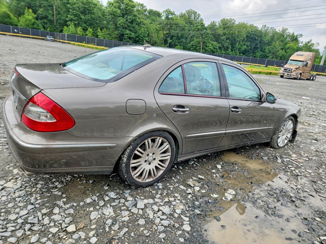 2008 MERCEDES-BENZ E-Class