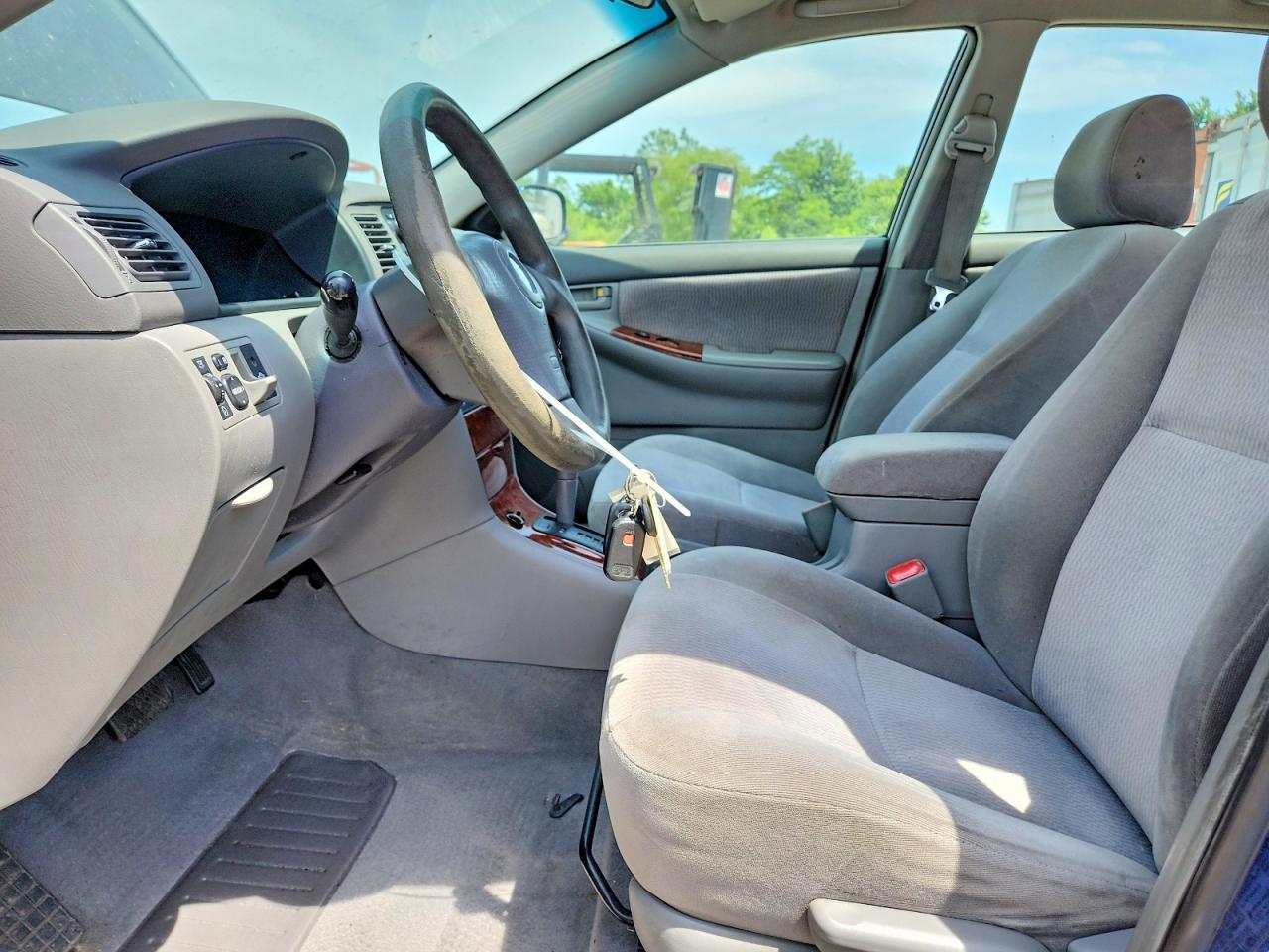 2005 TOYOTA COROLLA