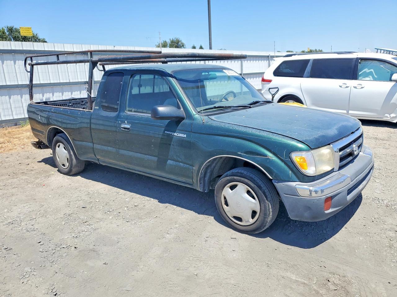 2000 TOYOTA TACOMA