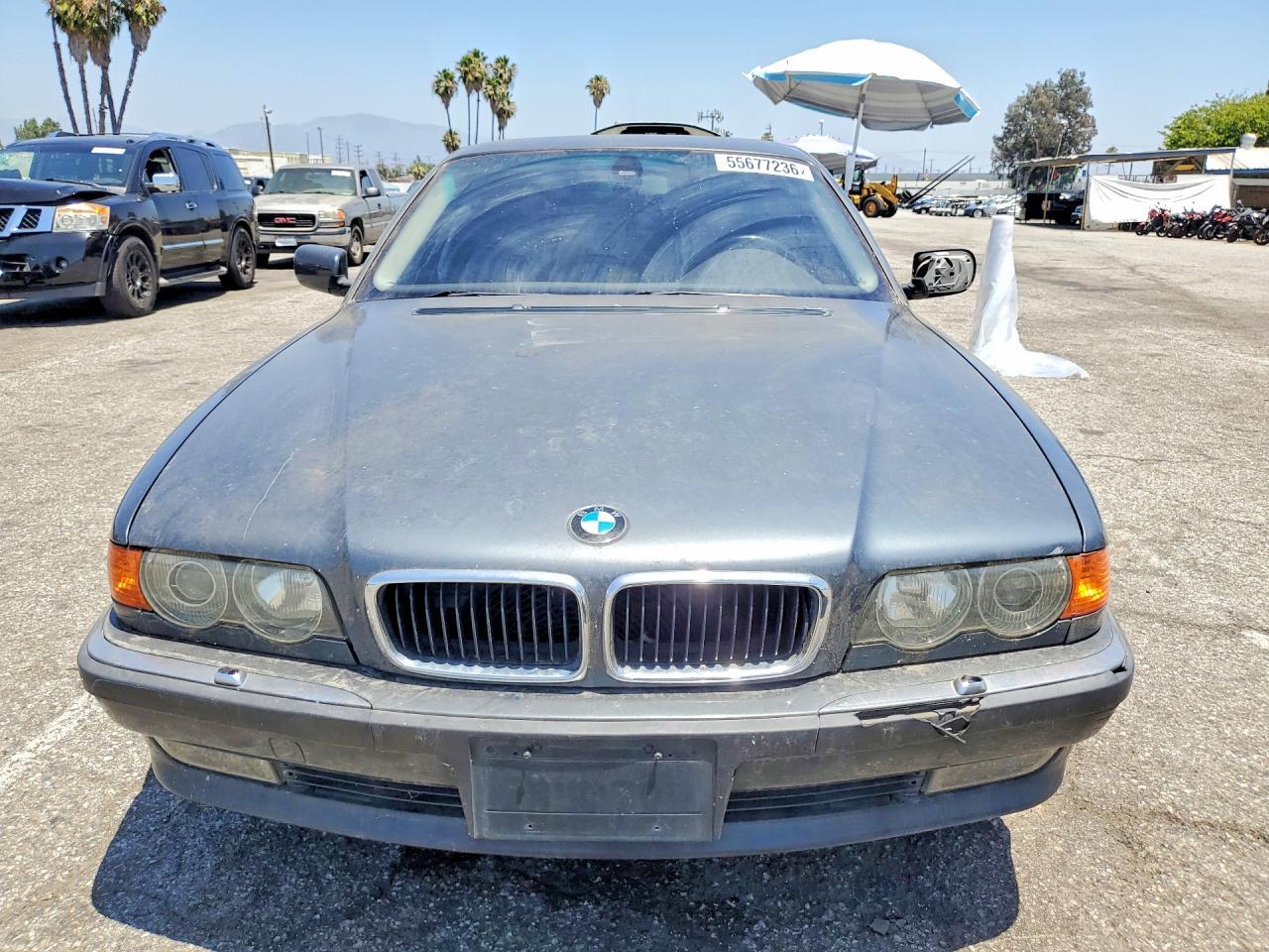 2000 BMW 7 series