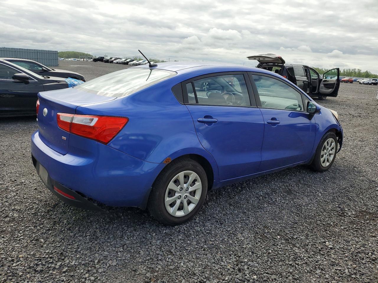 2013 KIA RIO