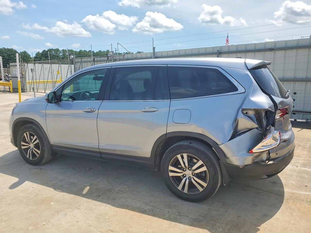 2017 HONDA PILOT