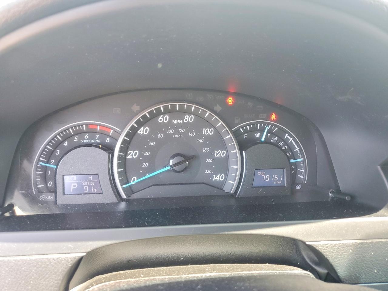 2014 TOYOTA CAMRY