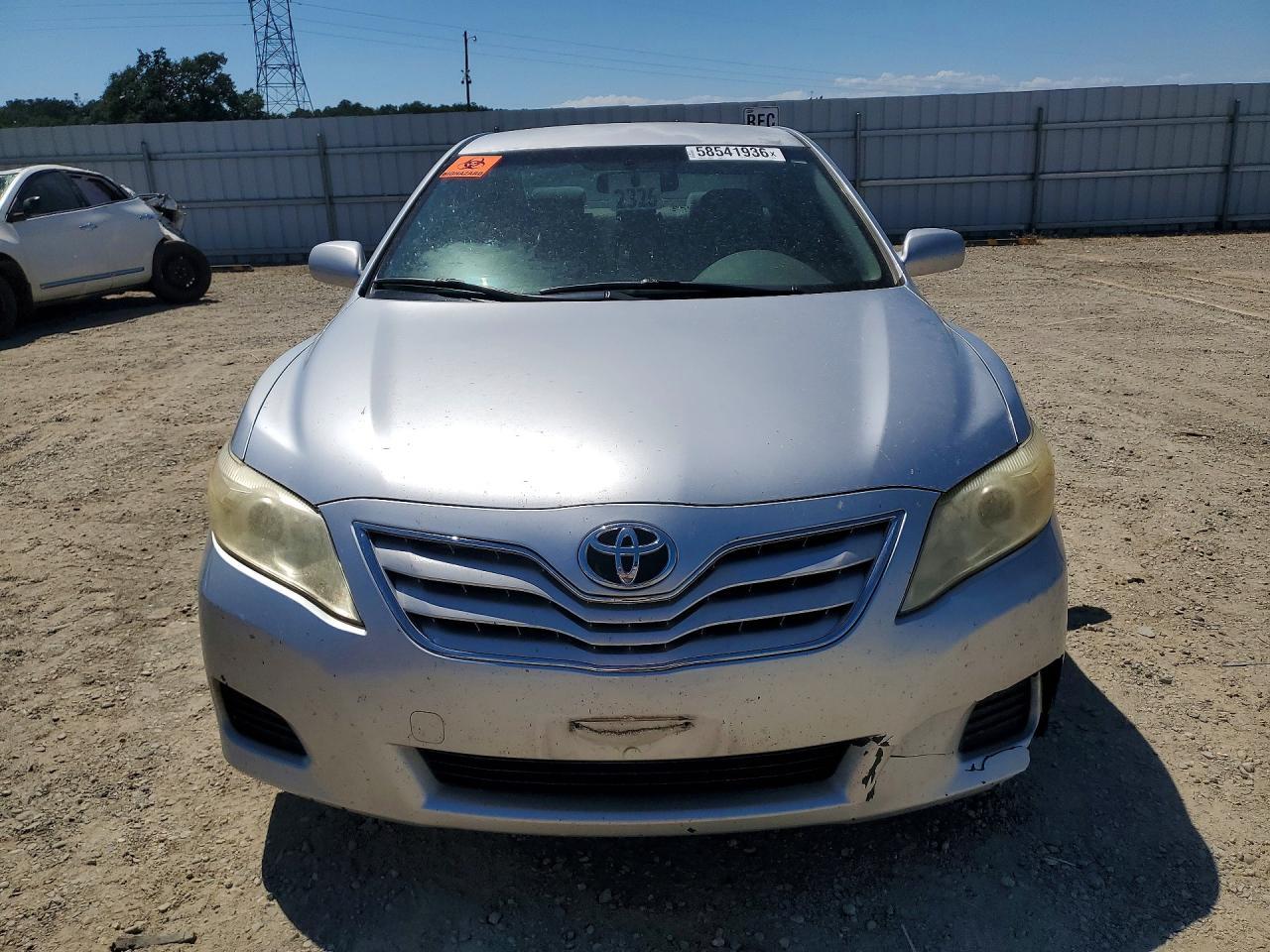 2010 TOYOTA CAMRY
