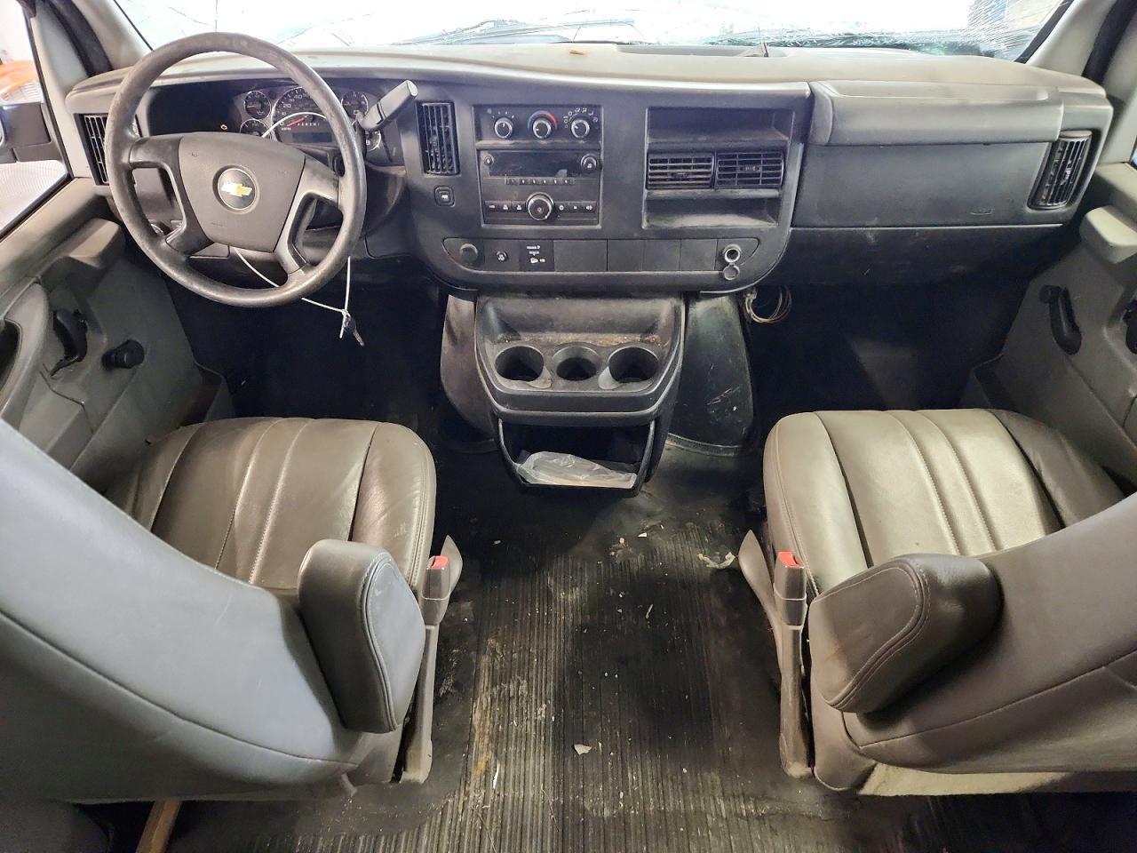 2011 CHEVROLET EXPRESS 2500