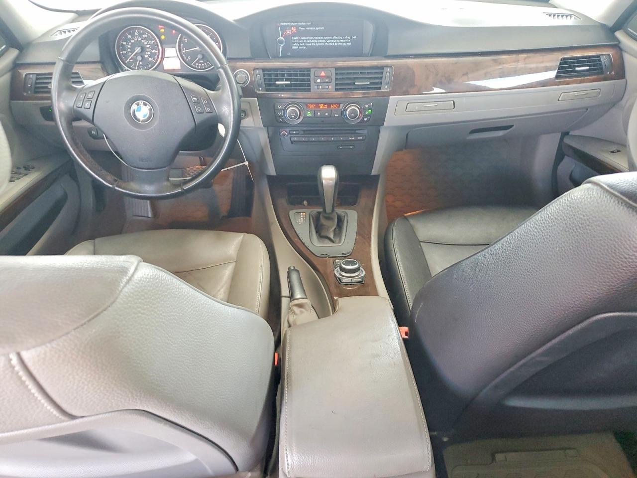 2011 BMW 3 SERIES