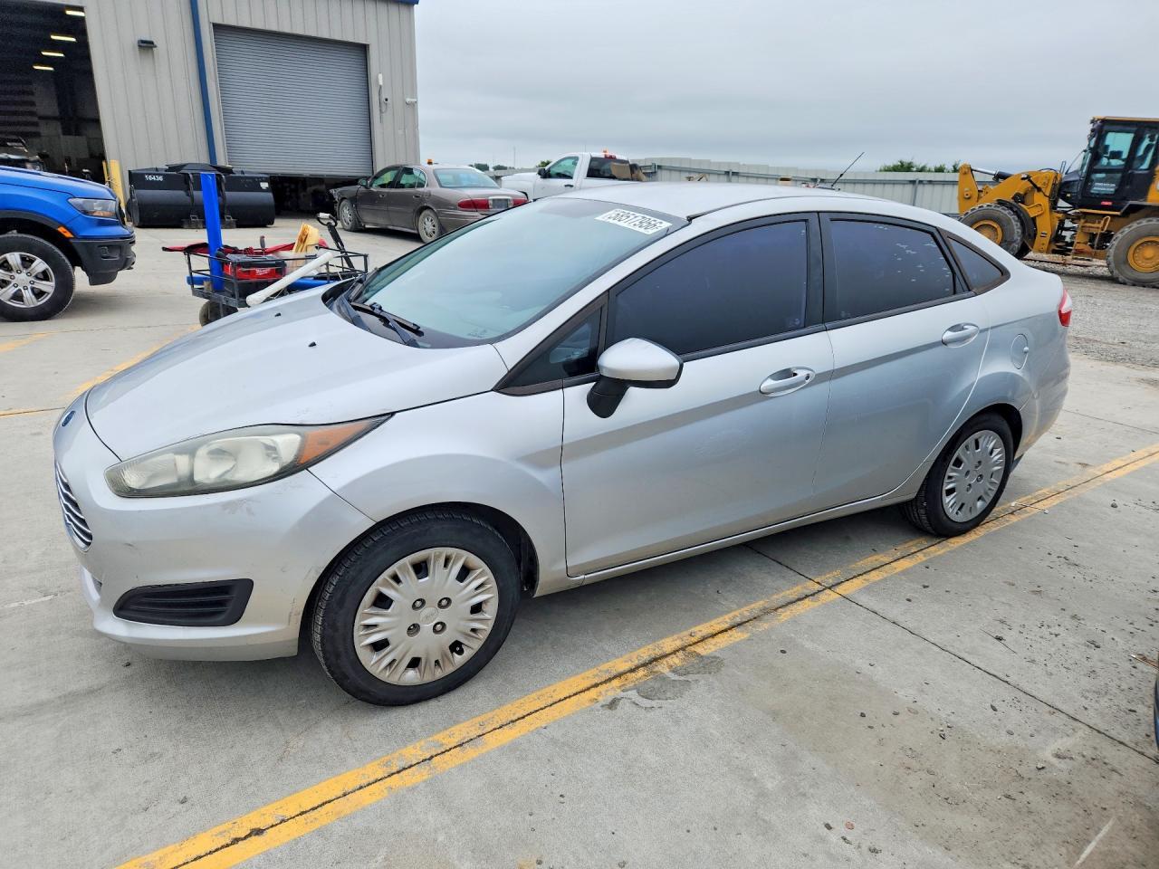 2016 FORD Fiesta