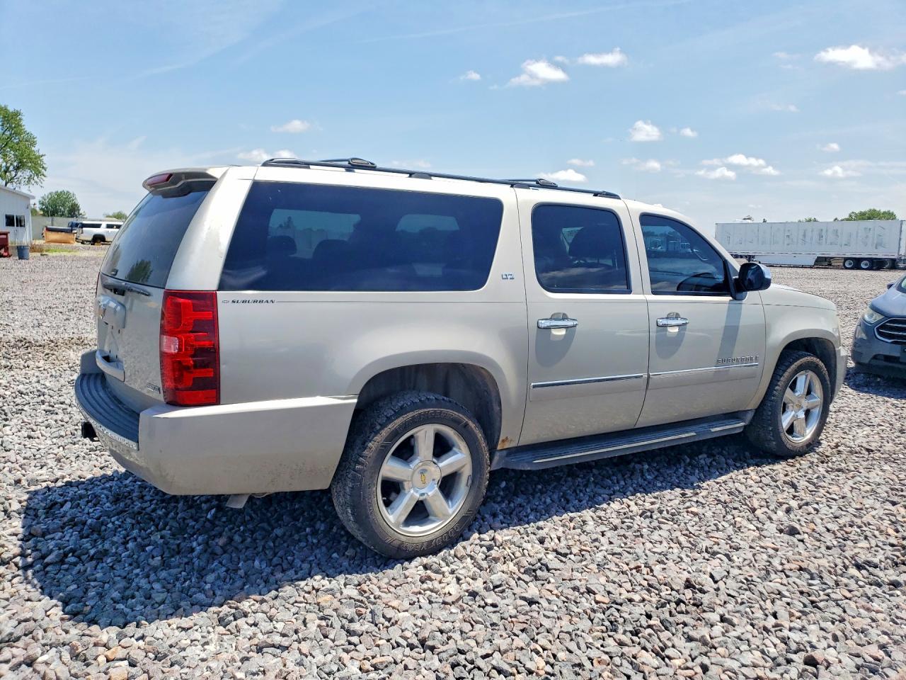 2009 CHEVROLET Suburban