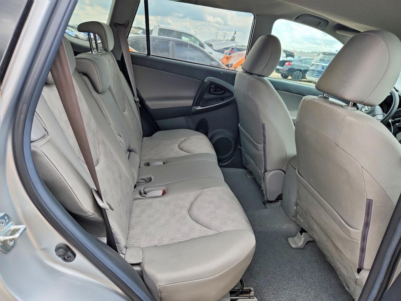 2010 TOYOTA RAV4