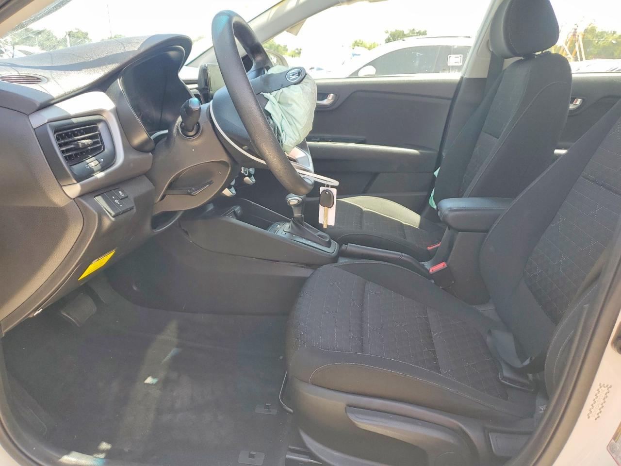 2021 KIA RIO