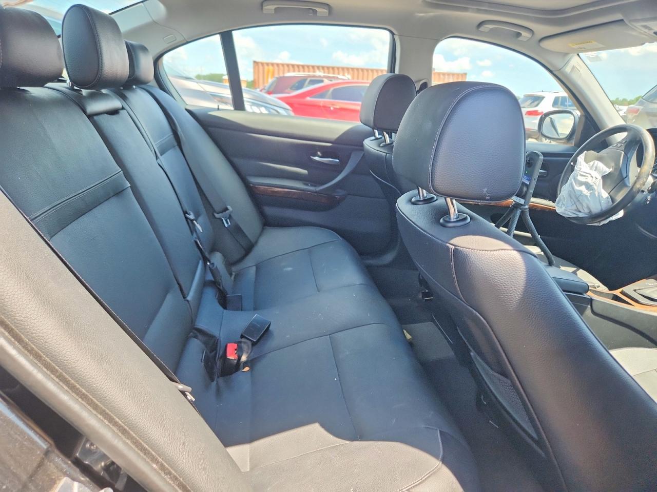 2009 BMW 3 SERIES