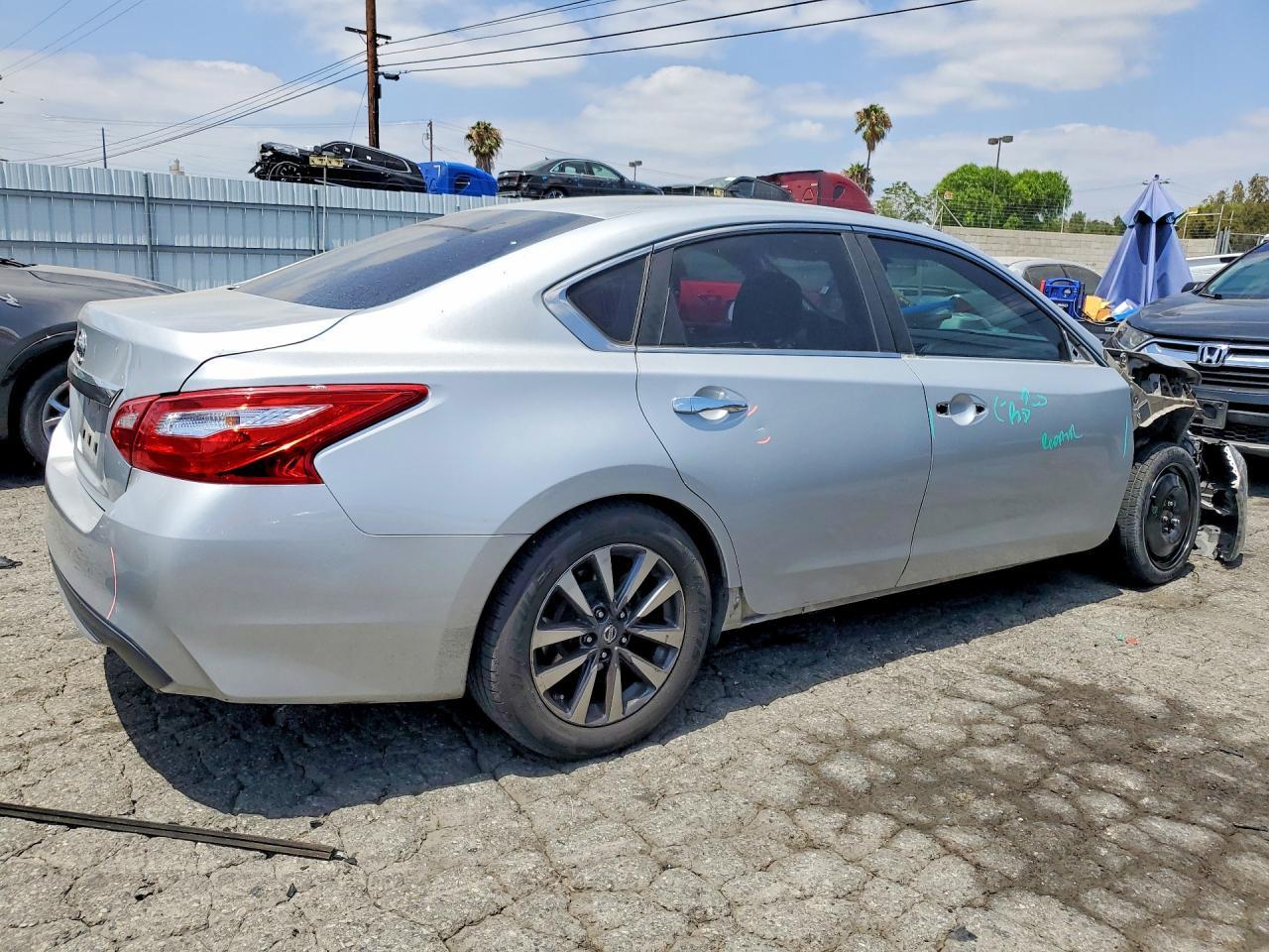 2016 NISSAN ALTIMA
