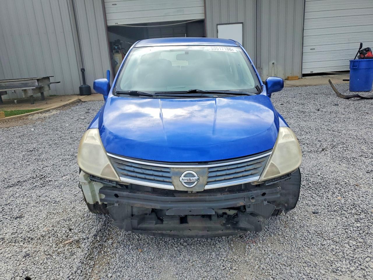2009 NISSAN VERSA