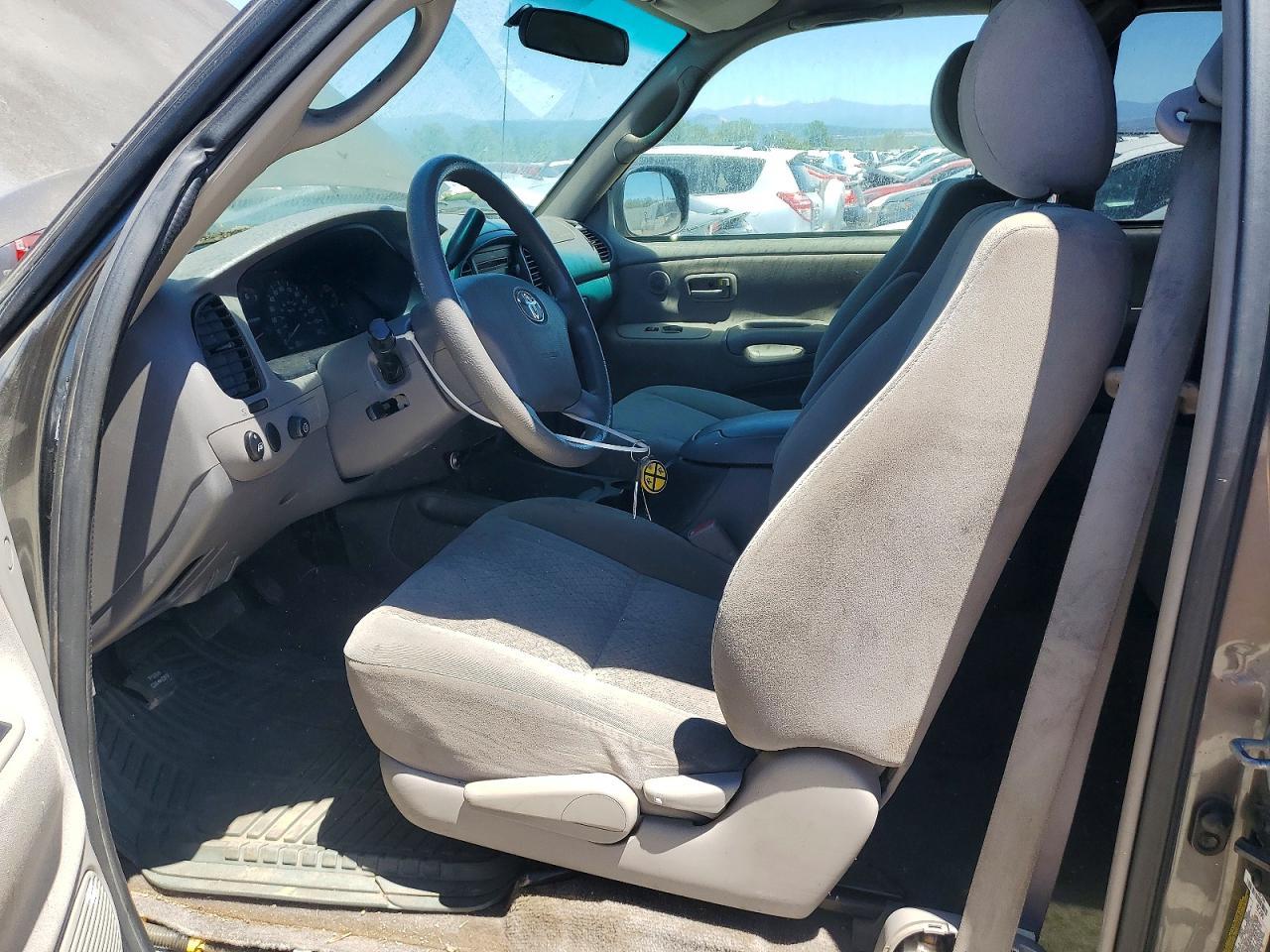 2005 TOYOTA TUNDRA