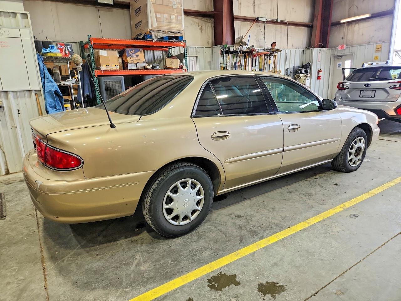 2004 BUICK Century